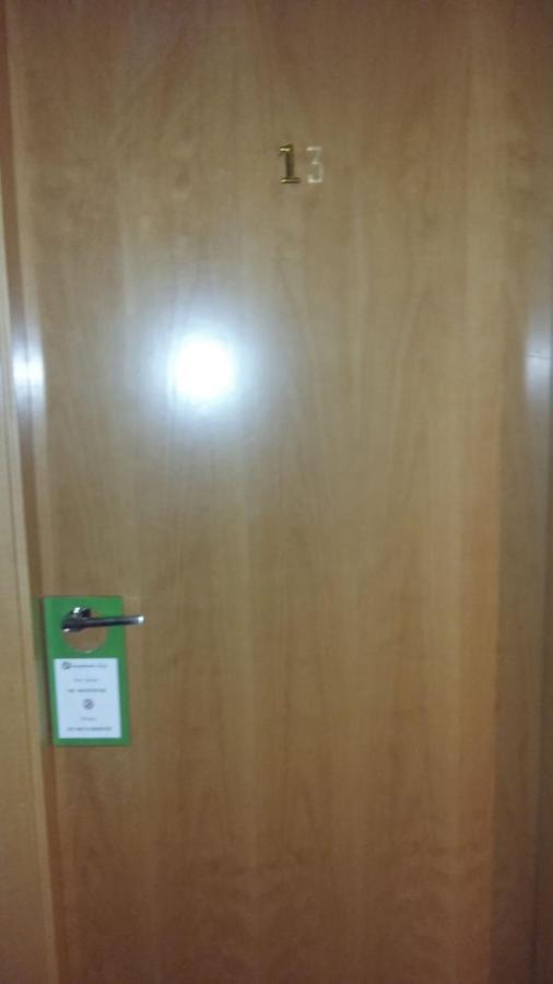 Europa House Village San Vicente Raspeig Екстериор снимка